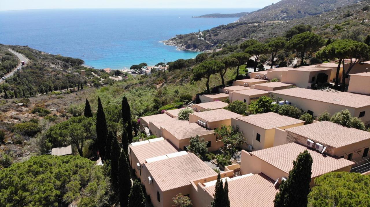 Апартаменты Route 25 - Cavoli - Vista Mare, Con Clima, Terrazza E Posto Auto Spiaggia di Cavoli Экстерьер фото
