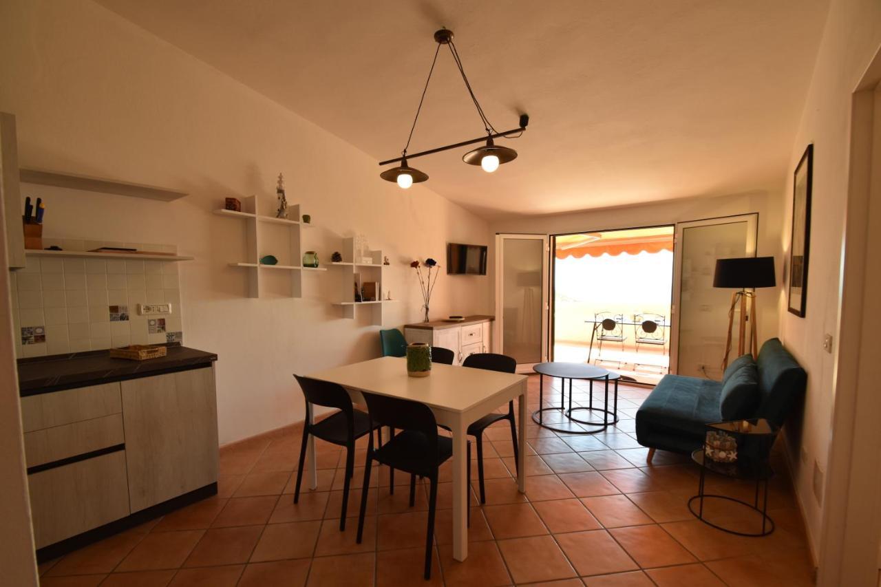 Апартаменты Route 25 - Cavoli - Vista Mare, Con Clima, Terrazza E Posto Auto Spiaggia di Cavoli Экстерьер фото